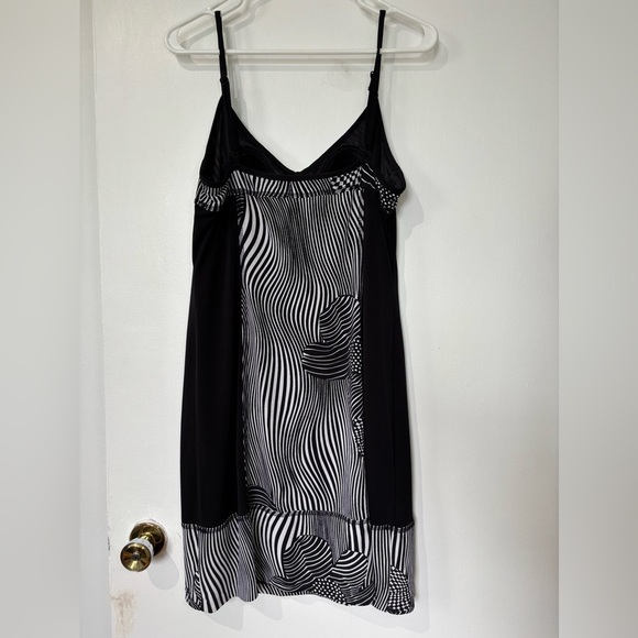 🎉4/30$🎉 Tristan & Iseut Vintage Black & White Slip Dress - Size L - Picture 6 of 6